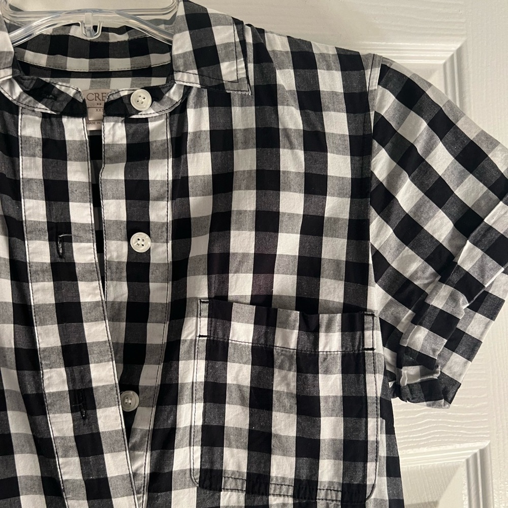 JCrew black and white check. Great for summer with sandals or boots for Fall - Picture 4 of 5